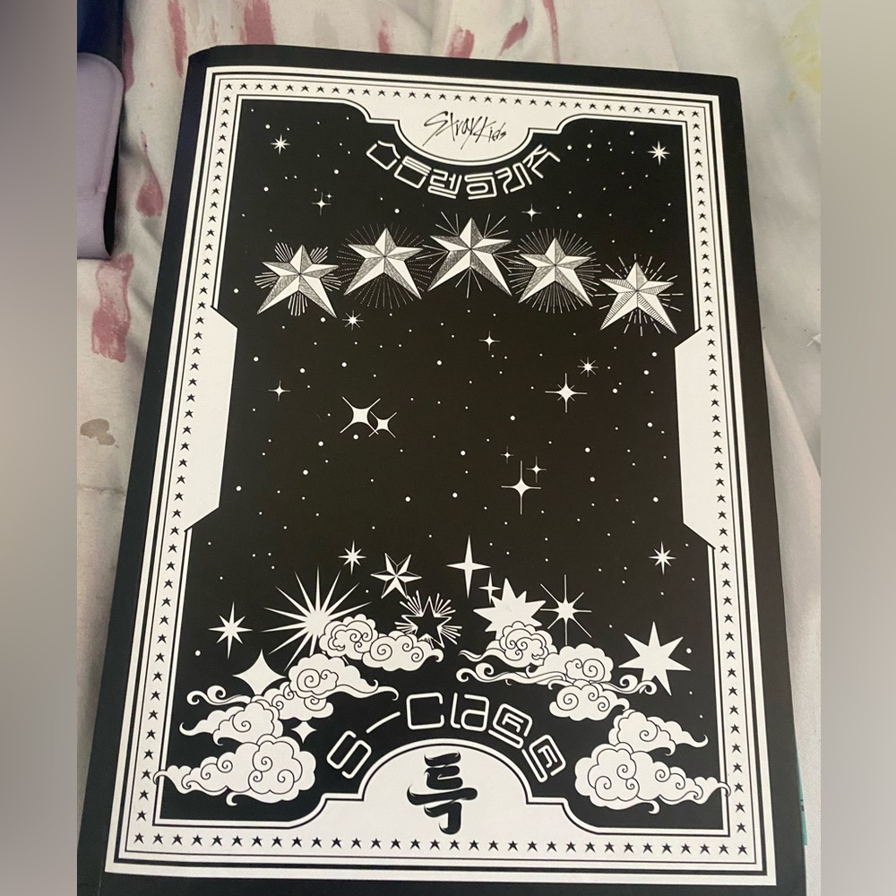 Five Star Stray kids Albums NOT INCLUDED PC!